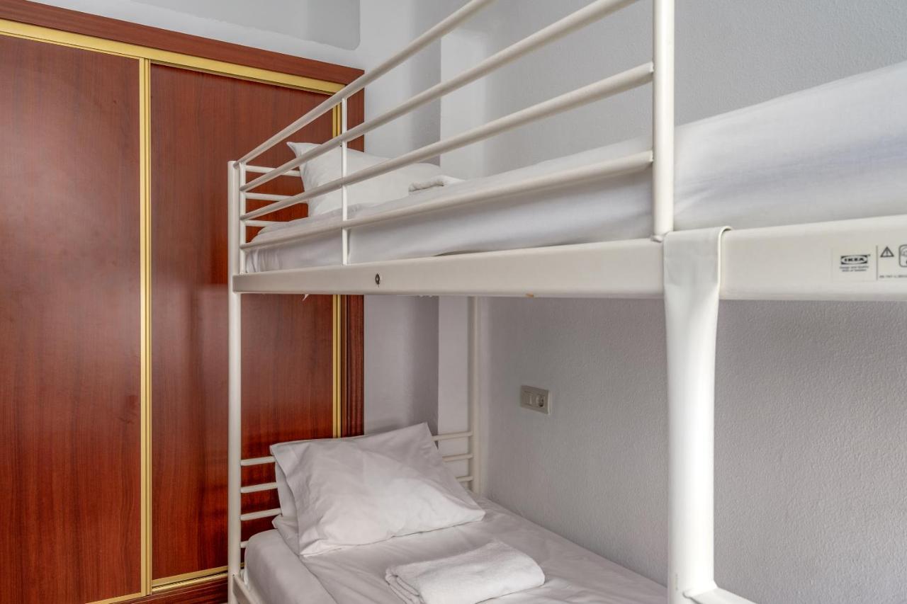 Ferienwohnung Spacious Flat In The Heart Of Torremolinos Ref 39 Exterior foto
